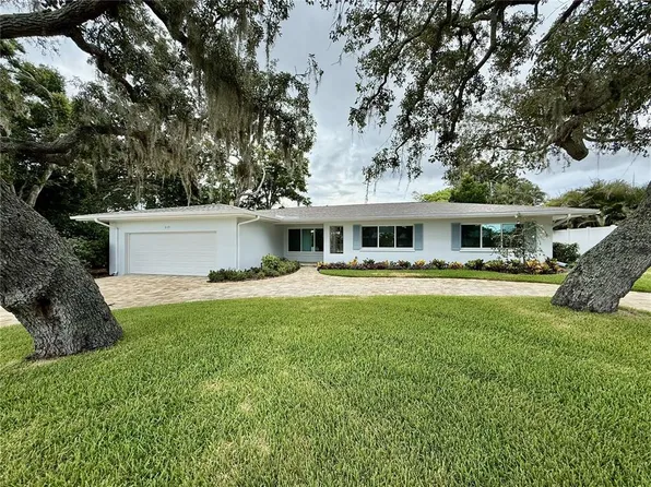 315 Orangewood Ln, Largo, FL 33770