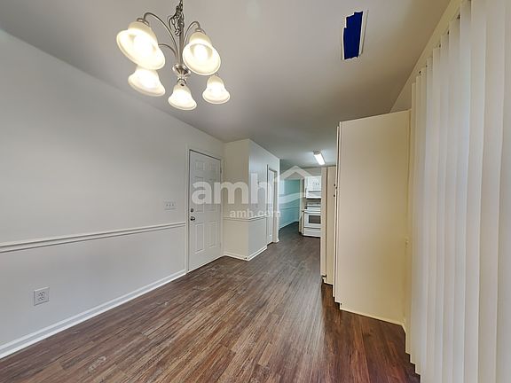 4th image of 1512 Birkdale Ct