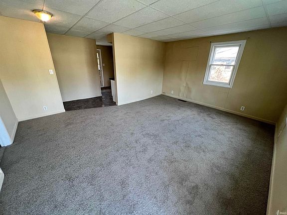 3rd image of 1655 Hawthorne Ave