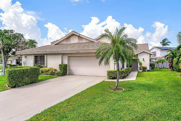 3 bed, 1665 sqft, $3,400 — Photo 2
