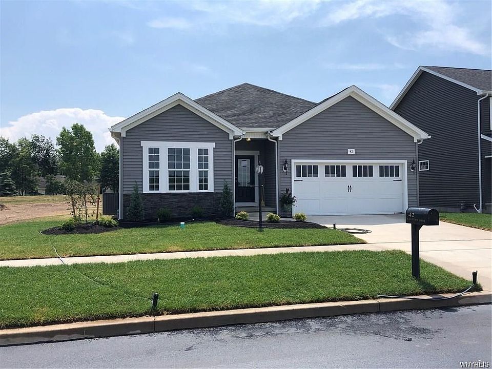 1st image of 42 Eagleview Dr