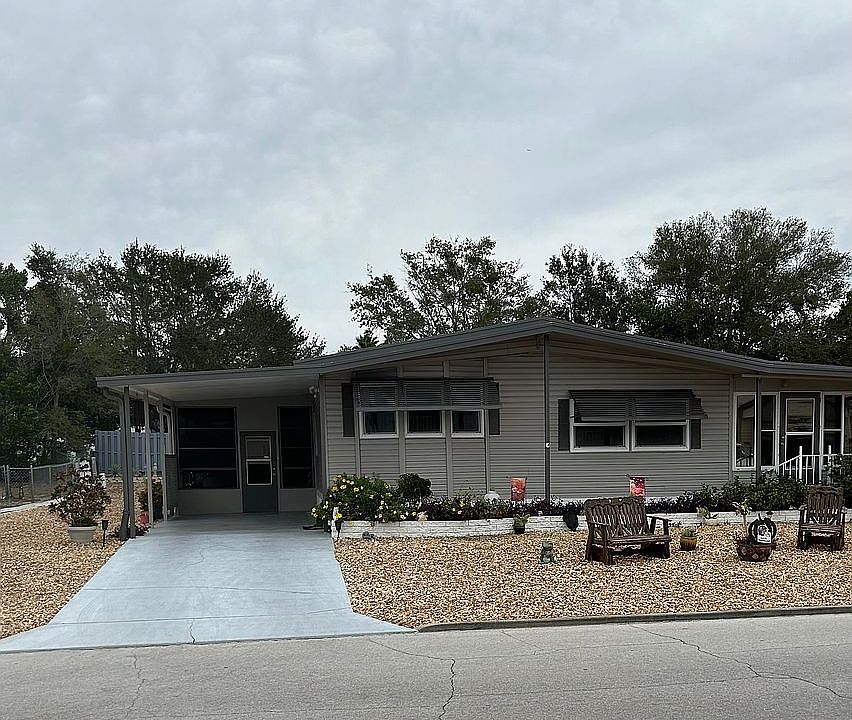 1st image of 12102 Longhorn Dr