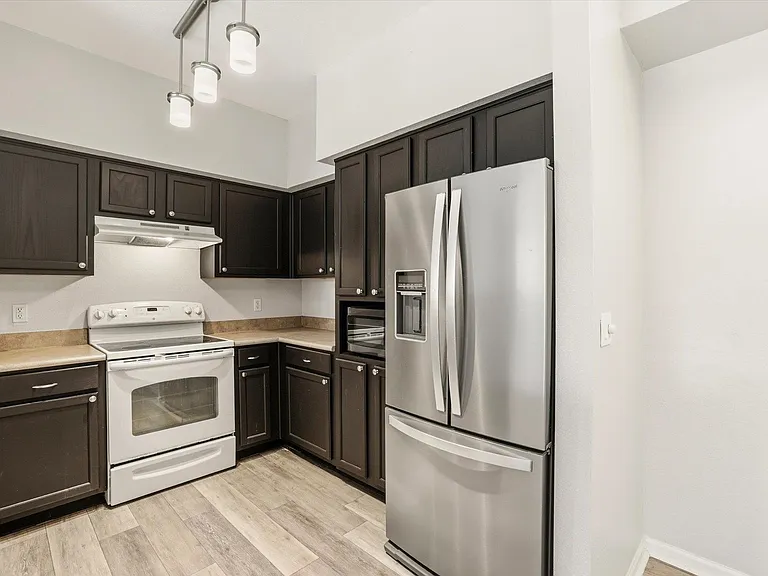 2801 Chancellorsville Dr #718 — Photo 12