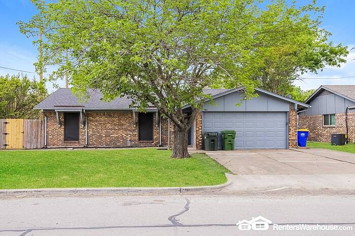 1st image of 801 Catherine Ln