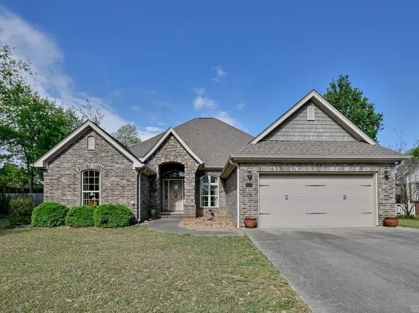 1107 Reine St S, Mena, AR 71953