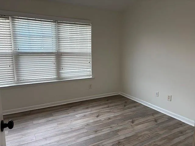 1044 Liberty Pkwy NW — Photo 29