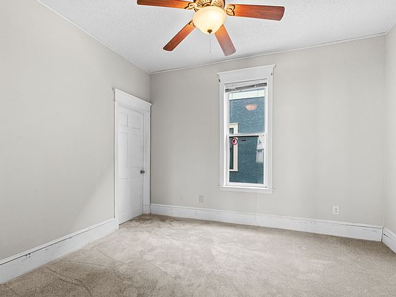 3rd image of 429 Newton Ave N #1
