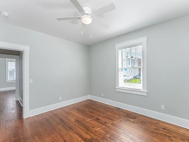 114 W Anderson St #B — Photo 19