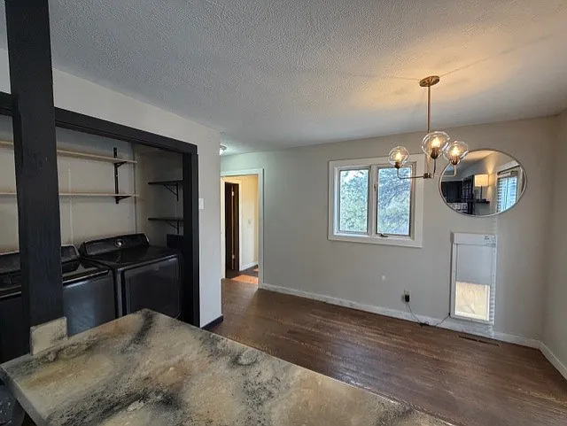 1087 Woodbridge Dr — Photo 16