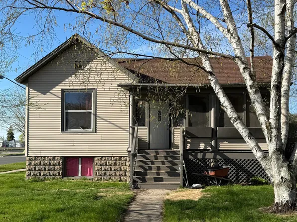 836 Carney Blvd #836, Marinette, WI 54143