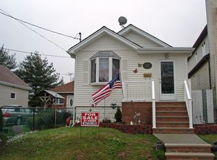 52 Goodall St, Staten Island, NY 10308