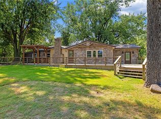 13941 Holloway Rd, Hiwasse, AR 72739