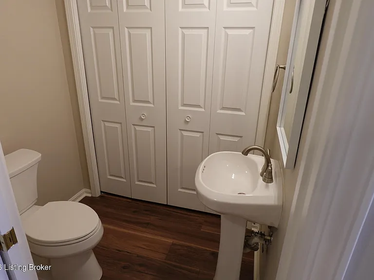 829 Garden Pointe Dr — Photo 8