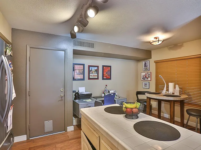 2657 Seashore Dr — Photo 18