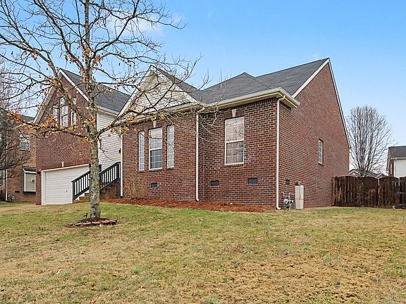 3rd image of 1030 Oakhall Dr