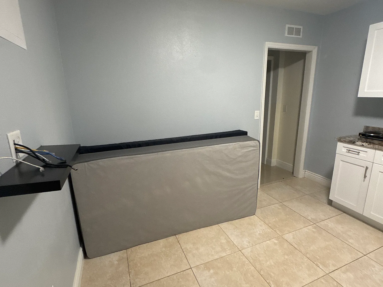 Studio, 1465 sqft, $1,000 — Photo 2