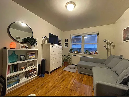 Rented by City Connections Realty | media 1