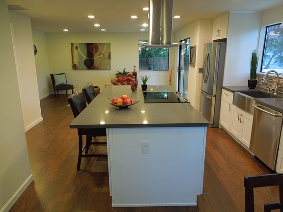 5th image of 6909 SE 41st Ave