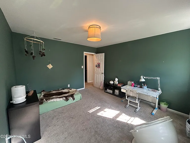 109 Jennie Dr — Photo 11