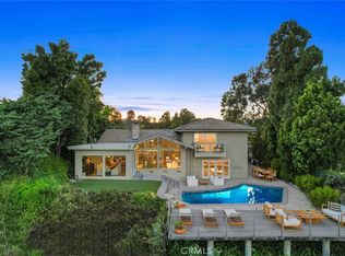 10820 Savona Rd, Los Angeles, CA 90077