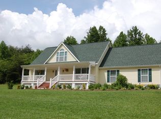 1297 Animal Clinic Rd, Stuart, VA 24171