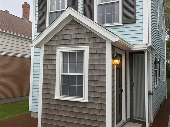 7 Little River St, Haverhill, MA 01832