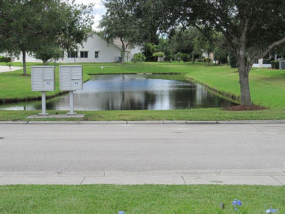 5th image of 670 Brockton Way