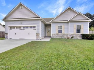 102 Conley Hills Dr, Richlands, NC 28574