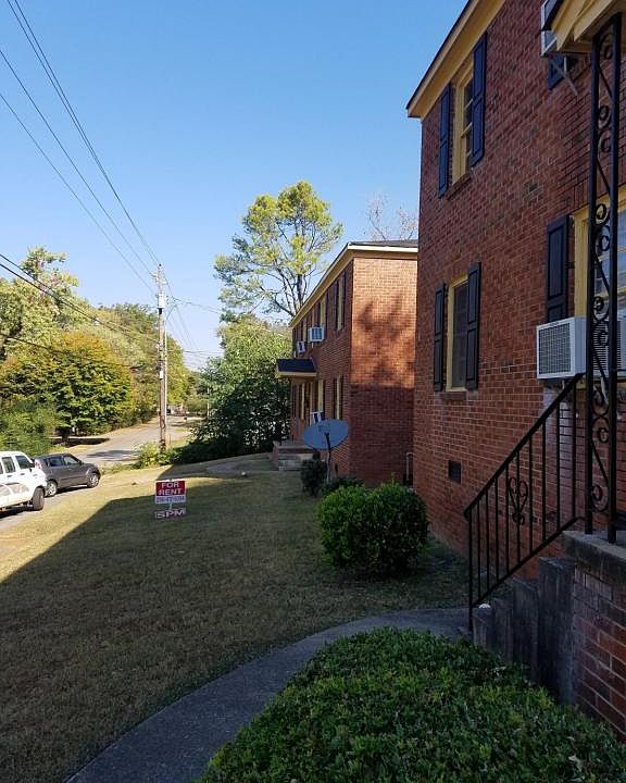 2nd image of 102 Maysville Rd NE APT C