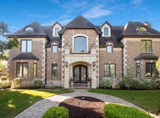 6956 N Kilpatrick Ave, Lincolnwood, IL