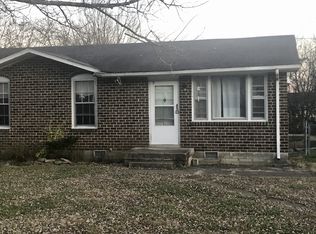 121 Woodridge Dr, Hendersonville, TN 37075