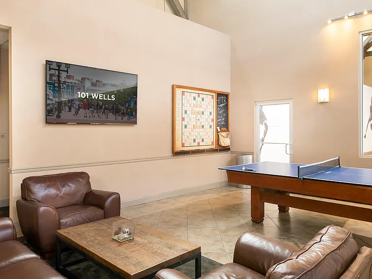 Gaming Lounge