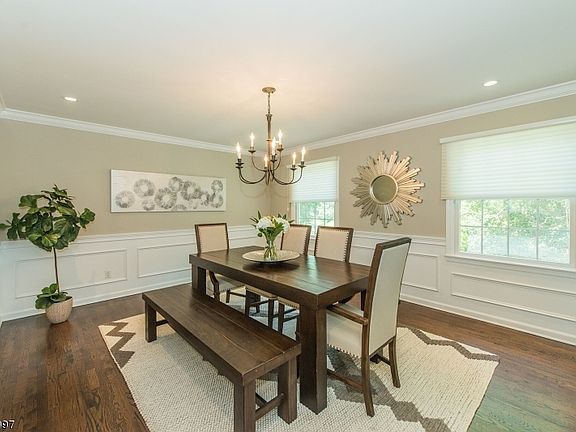 4th image of 161 Western Dr