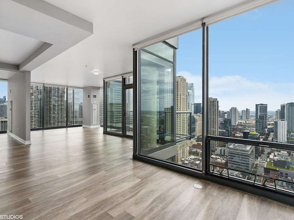 1st image of 6 W Illinois St #3609