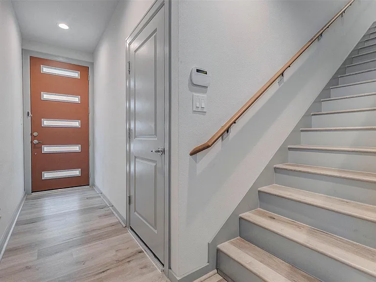 4502 Buck St — Photo 9