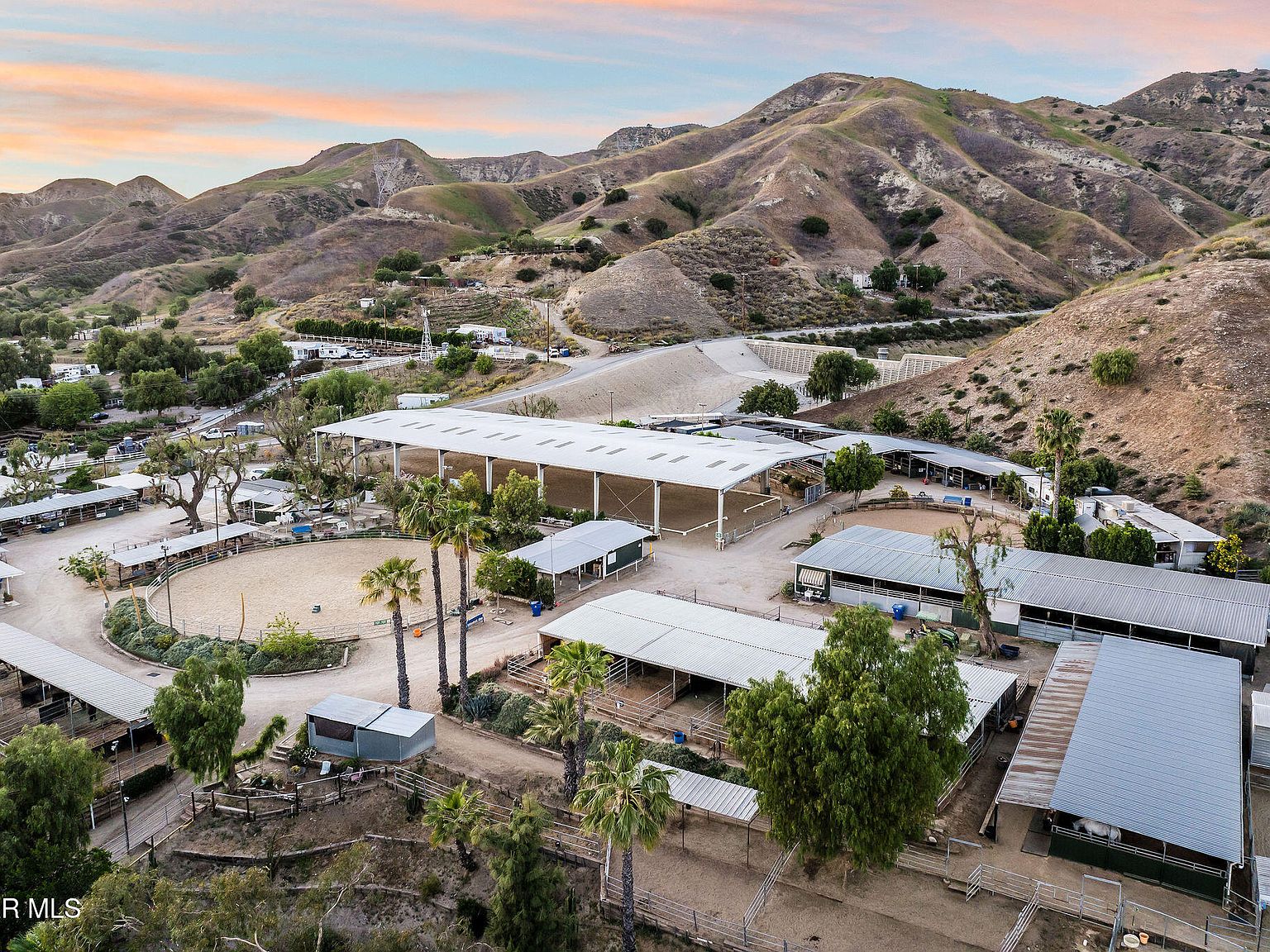 11270 Dominica Ave, Sylmar, CA 91342 | MLS #225002537 | Zillow