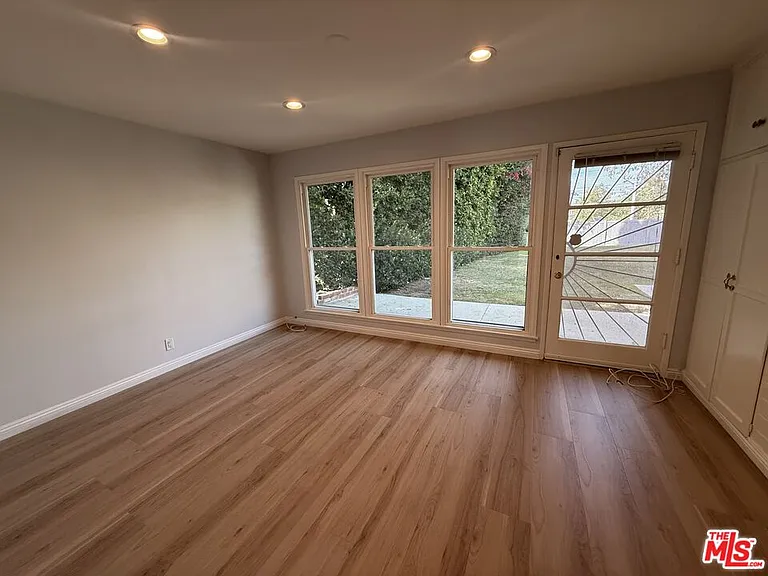 2766 Dunleer Pl — Photo 7