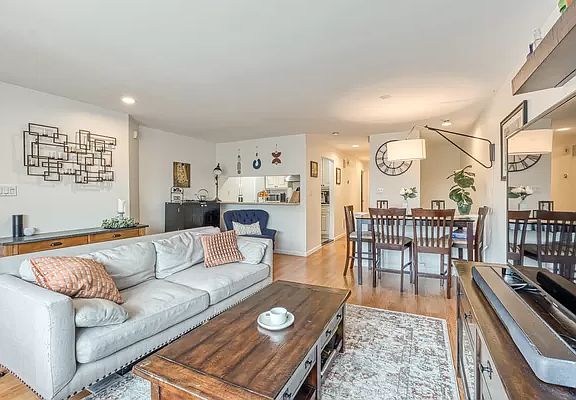 3rd image of 24228 Oak Park Dr #104A