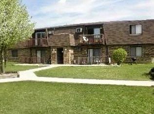 11611 197th St APT 3, Mokena, IL 60448