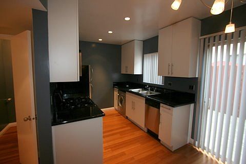 5th image of 116 Esperanza Ave APT B