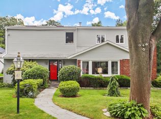 47 Sheephill Rd, Riverside, CT 06878