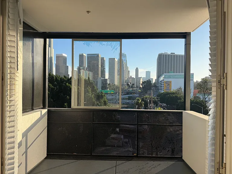 Canvas LA — Photo 150
