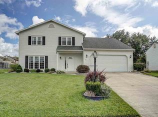 512 Granada Dr, Kendallville, IN
