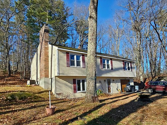 3rd image of 86 Marblehead Rd