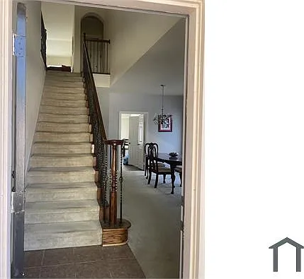1705 Lake Eden Dr — Photo 3