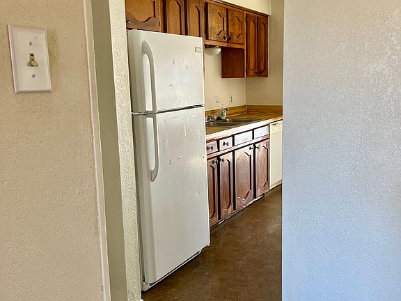 5th image of 1909 Skylark Dr