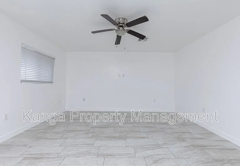 5918 Pierce St — Photo 13