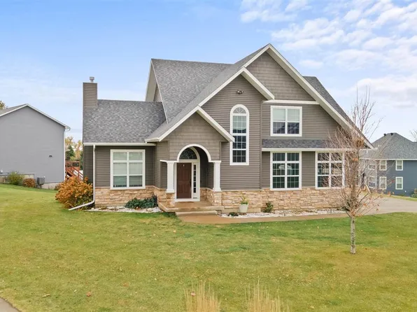 902 W Orange St, West Branch, IA 52358