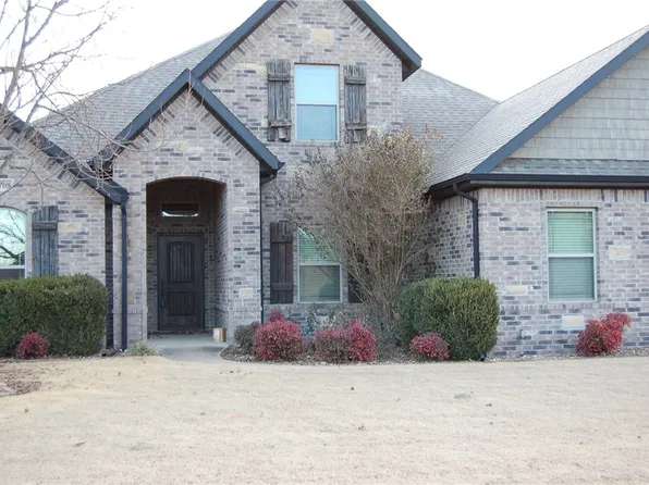 5705 S 63rd St, Rogers, AR 72758