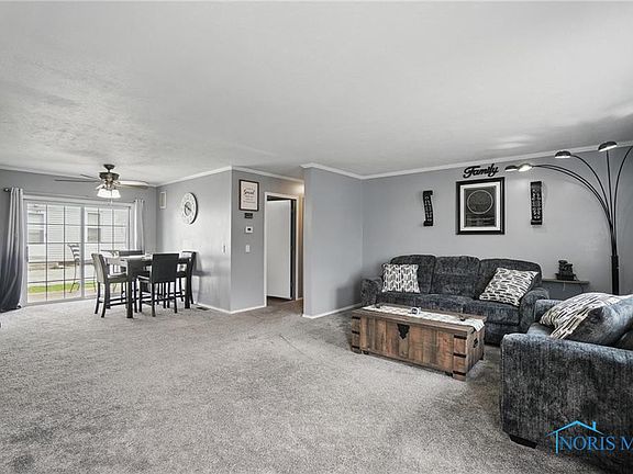 3rd image of 232 Gardner Ave